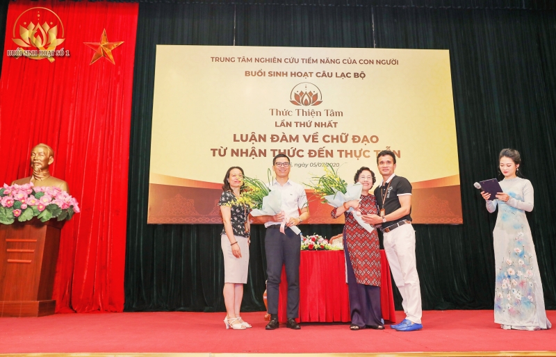 BUỔI SINH HOẠT CLB LẦN THỨ NHẤT –